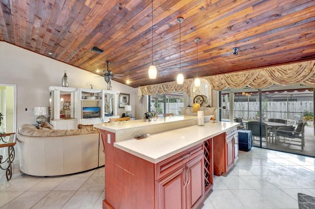 5230 NW 73rd Way, Lauderhill, FL 33319