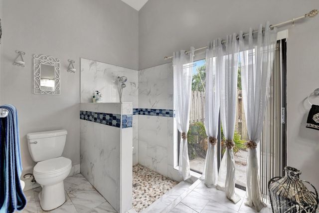 5230 NW 73rd Way, Lauderhill, FL 33319