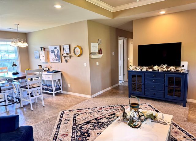 823 S Pittsburg Avenue, Russellville, AR 72802