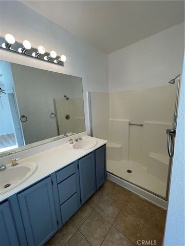 39129 Hubbard, Palmdale, CA 93551