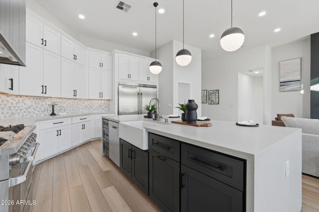 6951 E MILAGRO Avenue, Mesa, AZ 85209