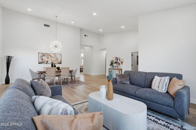 6951 E MILAGRO Avenue, Mesa, AZ 85209