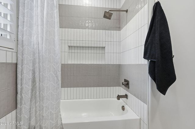 6951 E MILAGRO Avenue, Mesa, AZ 85209