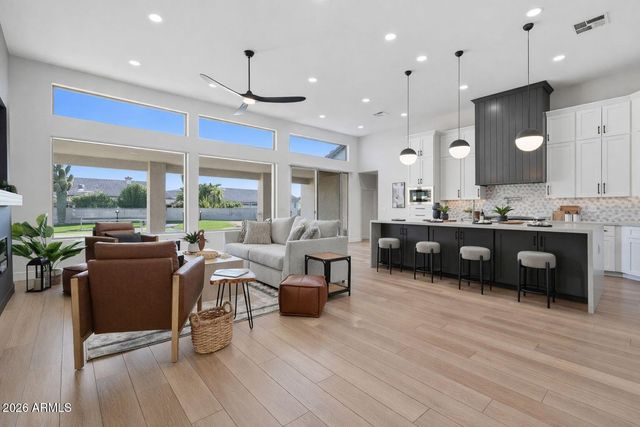 6951 E MILAGRO Avenue, Mesa, AZ 85209