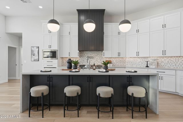 6951 E MILAGRO Avenue, Mesa, AZ 85209