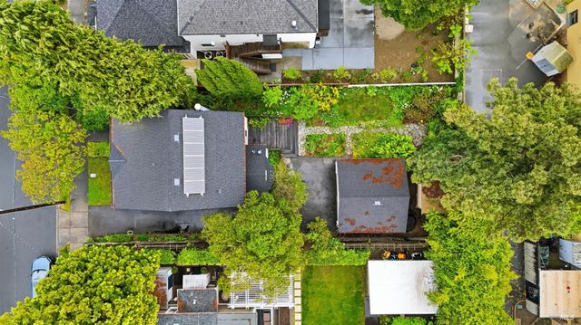 1347 Calistoga Ave, Napa, CA 94559