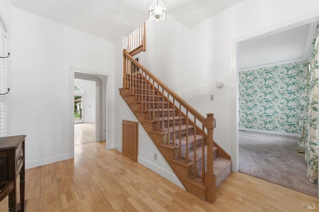 1347 Calistoga Ave, Napa, CA 94559