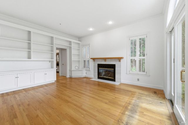 1347 Calistoga Ave, Napa, CA 94559