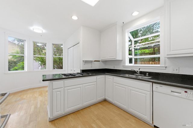 1347 Calistoga Ave, Napa, CA 94559