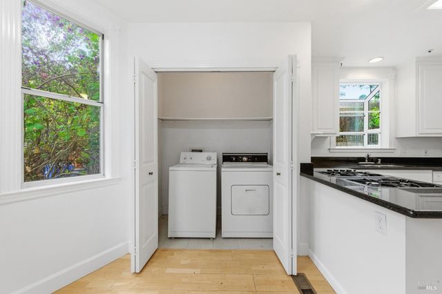 1347 Calistoga Ave, Napa, CA 94559