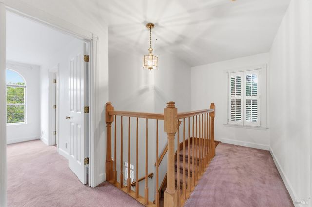 1347 Calistoga Ave, Napa, CA 94559