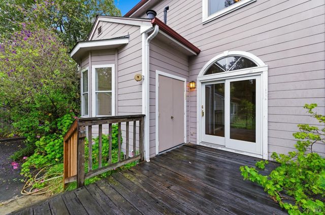 1347 Calistoga Ave, Napa, CA 94559