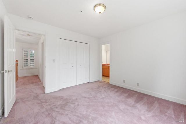 1347 Calistoga Ave, Napa, CA 94559