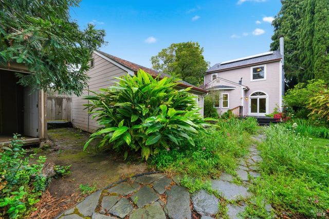 1347 Calistoga Ave, Napa, CA 94559