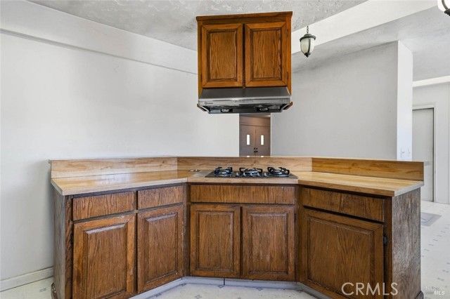 1633 New Long Valley Road, Clearlake Oaks, CA 95423