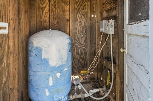 1633 New Long Valley Road, Clearlake Oaks, CA 95423