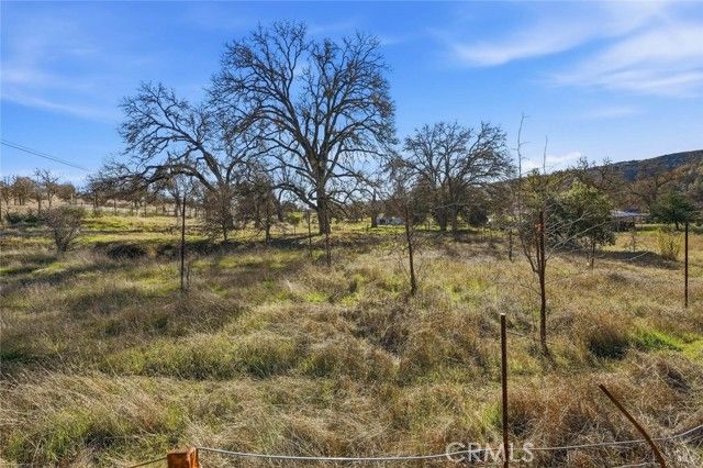 1633 New Long Valley Road, Clearlake Oaks, CA 95423