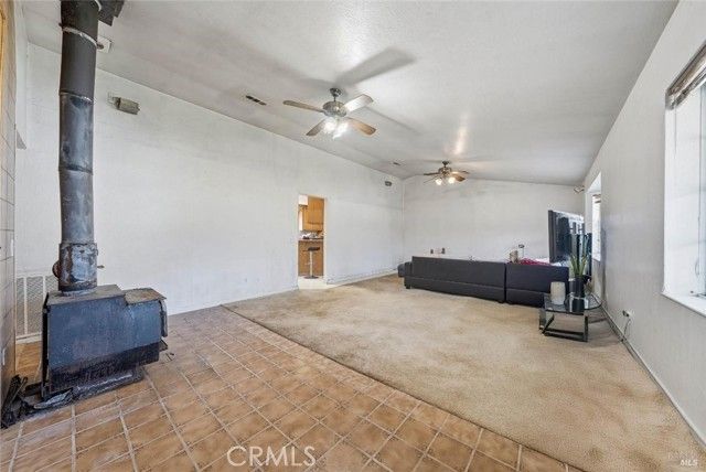 1633 New Long Valley Road, Clearlake Oaks, CA 95423