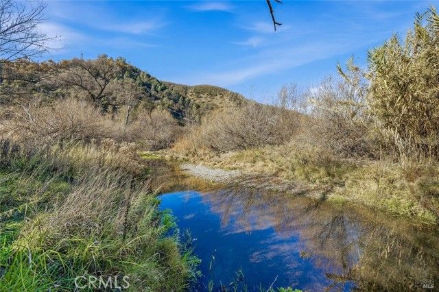 1633 New Long Valley Road, Clearlake Oaks, CA 95423