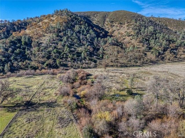 1633 New Long Valley Road, Clearlake Oaks, CA 95423