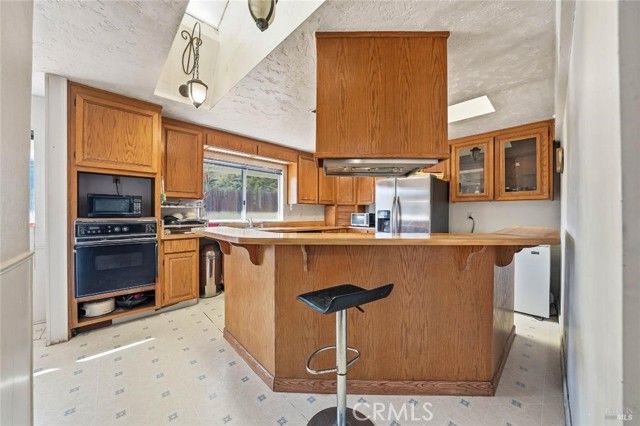 1633 New Long Valley Road, Clearlake Oaks, CA 95423