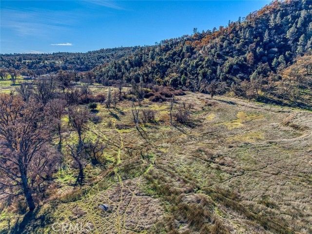 1633 New Long Valley Road, Clearlake Oaks, CA 95423