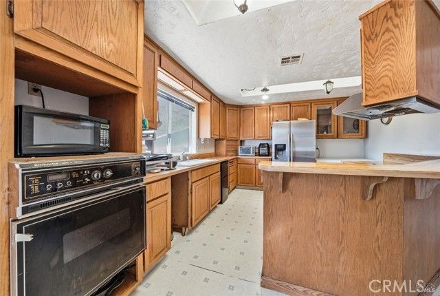 1633 New Long Valley Road, Clearlake Oaks, CA 95423