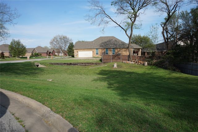 6916 Katherine, Richland Hills, TX 76118