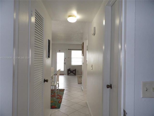 77 Preston B 77, Boca Raton, FL 33434
