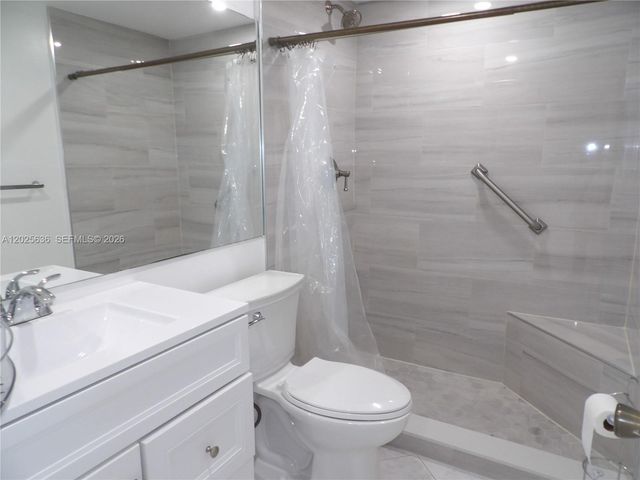 77 Preston B 77, Boca Raton, FL 33434