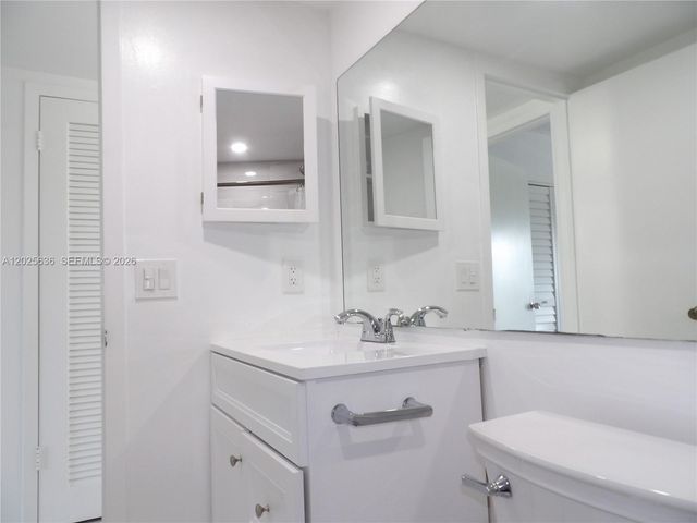 77 Preston B 77, Boca Raton, FL 33434