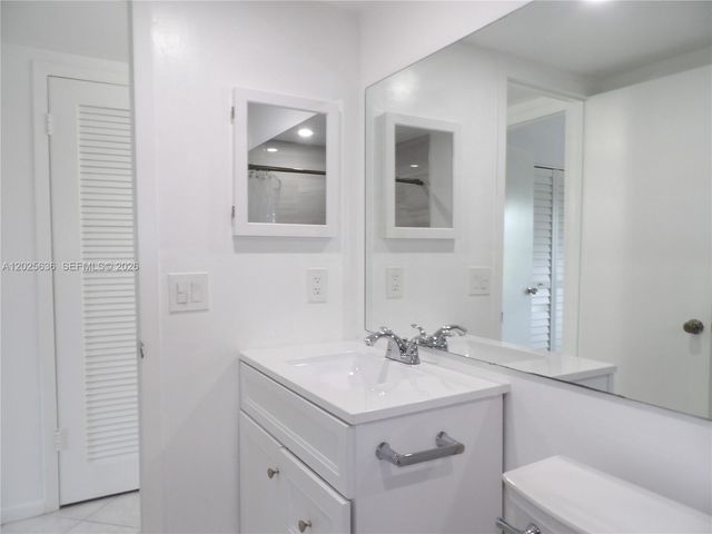 77 Preston B 77, Boca Raton, FL 33434