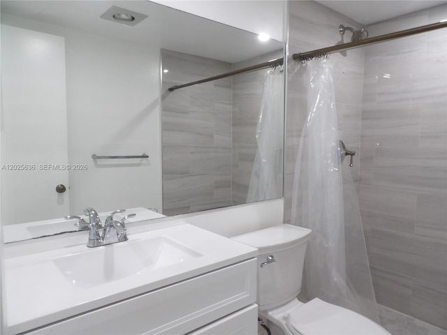 77 Preston B 77, Boca Raton, FL 33434