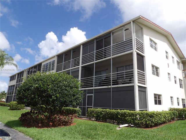 77 Preston B 77, Boca Raton, FL 33434