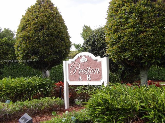 77 Preston B 77, Boca Raton, FL 33434