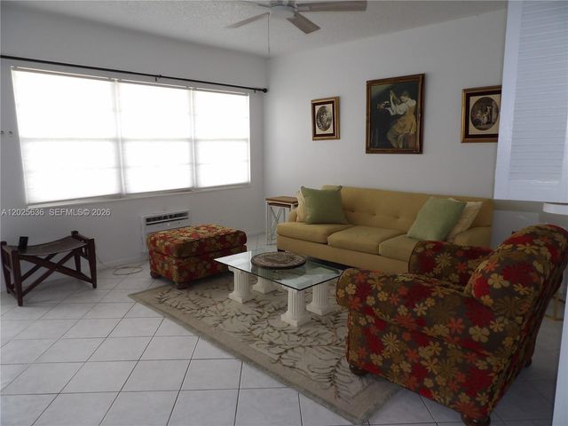77 Preston B 77, Boca Raton, FL 33434