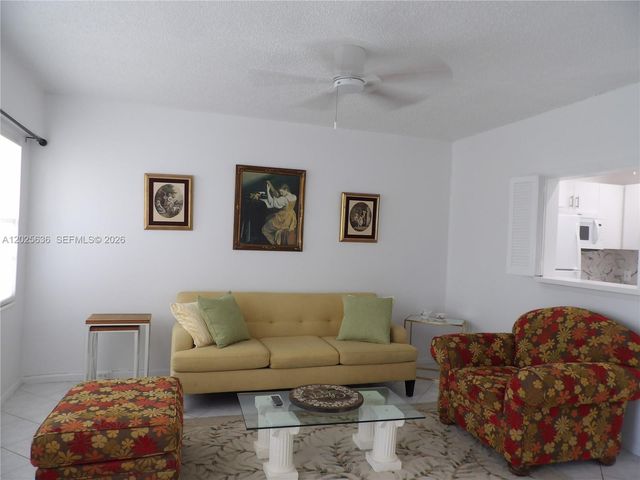 77 Preston B 77, Boca Raton, FL 33434
