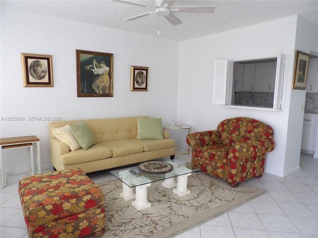 77 Preston B 77, Boca Raton, FL 33434
