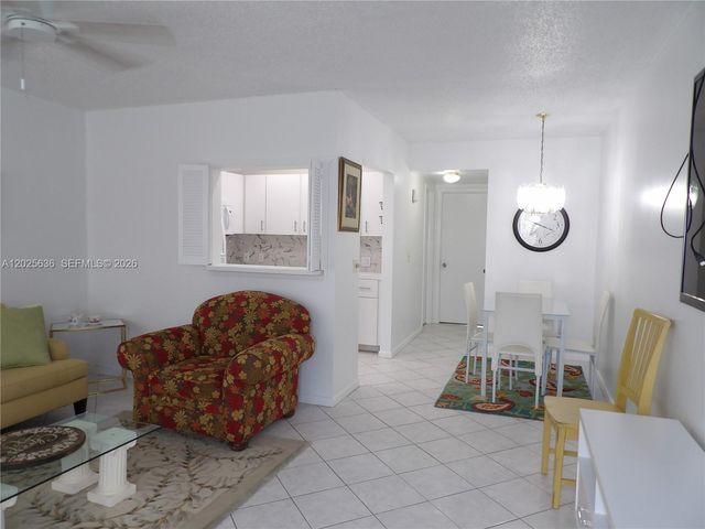 77 Preston B 77, Boca Raton, FL 33434