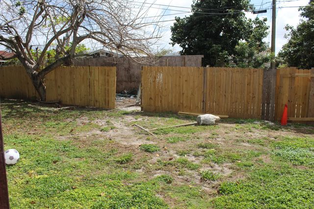 4434 Venus Avenue B, West Palm Beach, FL 33406