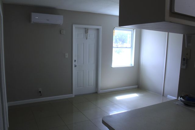 4434 Venus Avenue B, West Palm Beach, FL 33406