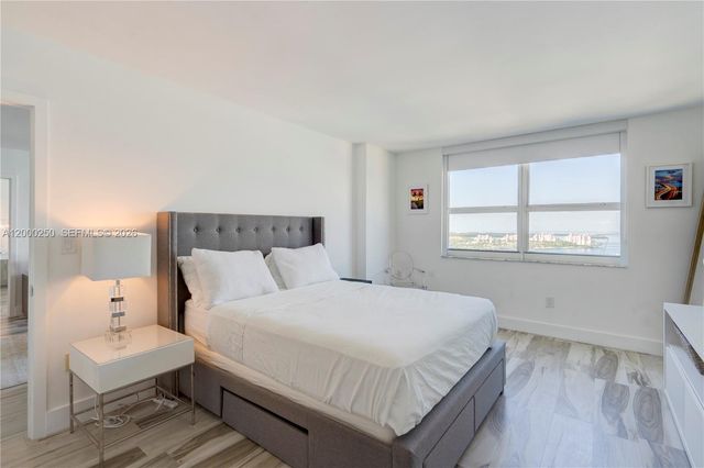 90 Alton Rd 2010, Miami Beach, FL 33139