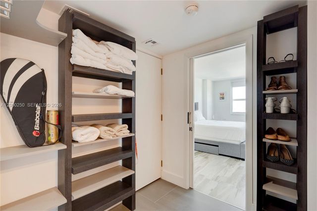 90 Alton Rd 2010, Miami Beach, FL 33139