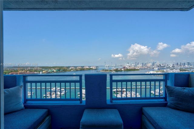 90 Alton Rd 2010, Miami Beach, FL 33139