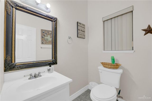 2704 N M Road, Edinburg, TX 78542