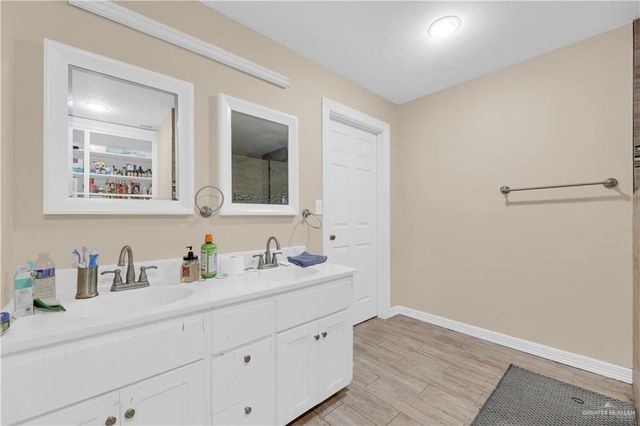 2704 N M Road, Edinburg, TX 78542