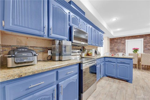 2704 N M Road, Edinburg, TX 78542