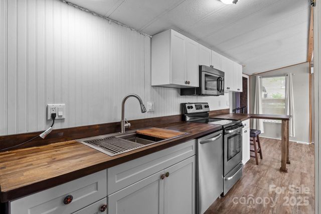 165 Cardinal Drive 615, New London, NC 27371