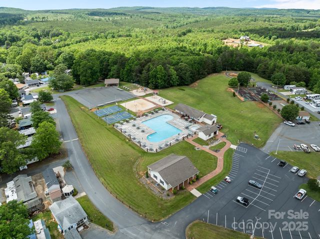 165 Cardinal Drive 615, New London, NC 27371
