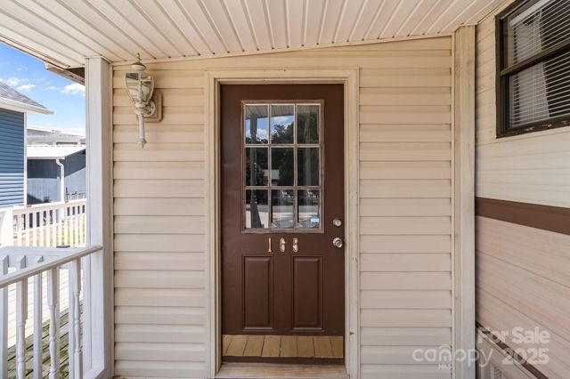 165 Cardinal Drive 615, New London, NC 27371